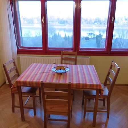Óbuda Apartments Budapeste Quarto foto